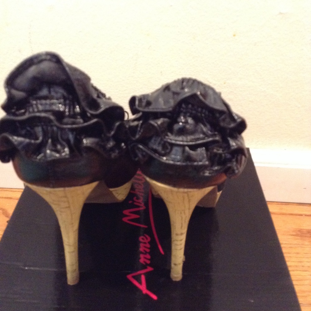 🔊SALE 🔊 Open toe heels - Picture 3 of 6